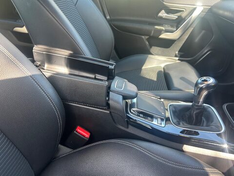 Mercedes-Benz A Class 1.3 A180 Sport Euro 6 (s/s) 5dr 18