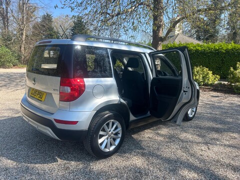 Skoda Yeti 1.2 TSI S Outdoor Euro 5 5dr 12