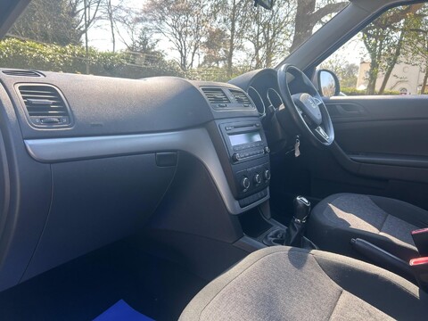 Skoda Yeti 1.2 TSI S Outdoor Euro 5 5dr 15