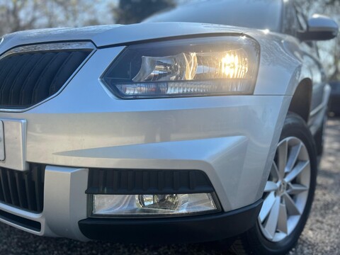 Skoda Yeti 1.2 TSI S Outdoor Euro 5 5dr 39