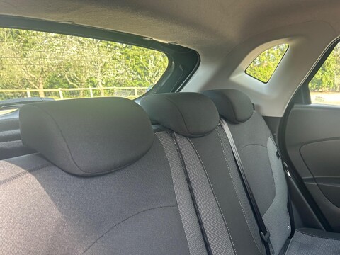 Renault Captur 1.5 dCi ENERGY Dynamique S Nav Euro 6 (s/s) 5dr 17