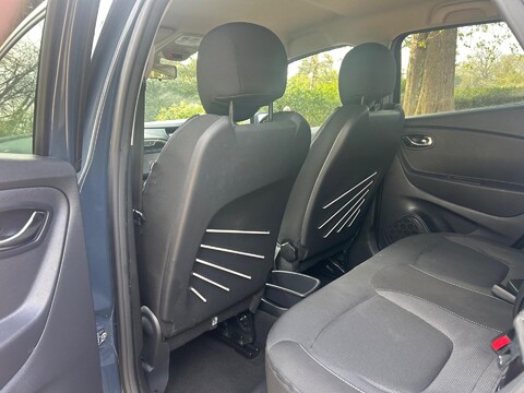 Renault Captur 1.5 dCi ENERGY Dynamique S Nav Euro 6 (s/s) 5dr 23