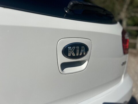Kia Rio 1.1 CRDi EcoDynamics SR7 Euro 6 (s/s) 5dr 29