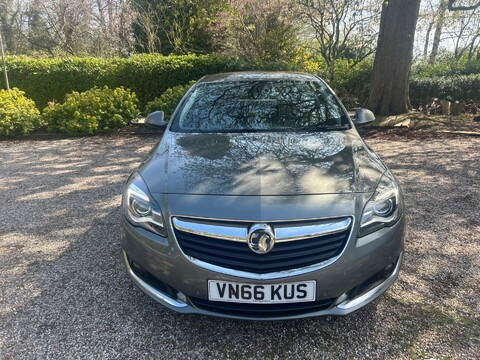 Vauxhall Insignia 2.0 CDTi Tech Line Auto Euro 6 5dr 2