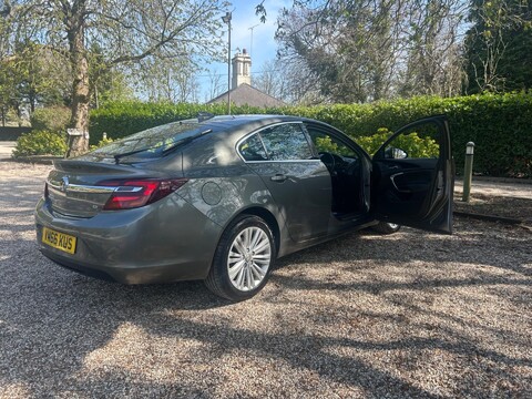 Vauxhall Insignia 2.0 CDTi Tech Line Auto Euro 6 5dr 13