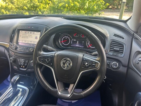 Vauxhall Insignia 2.0 CDTi Tech Line Auto Euro 6 5dr 39