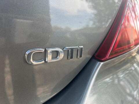 Vauxhall Insignia 2.0 CDTi Tech Line Auto Euro 6 5dr 44