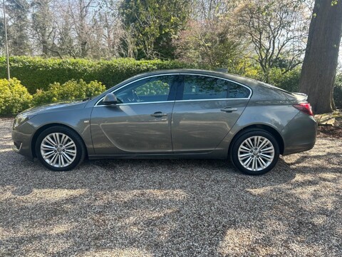Vauxhall Insignia 2.0 CDTi Tech Line Auto Euro 6 5dr 7