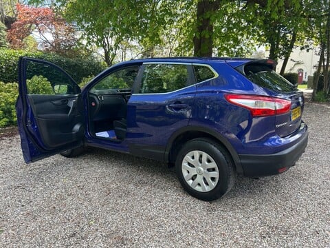 Nissan Qashqai 1.5 dCi Visia 2WD Euro 6 (s/s) 5dr 4