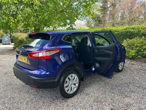 Nissan Qashqai 1.5 dCi Visia 2WD Euro 6 (s/s) 5dr 12