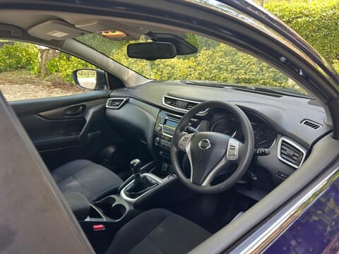 Nissan Qashqai 1.5 dCi Visia 2WD Euro 6 (s/s) 5dr 45