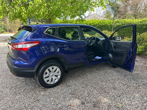 Nissan Qashqai 1.5 dCi Visia 2WD Euro 6 (s/s) 5dr 10