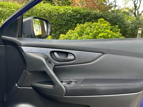 Nissan Qashqai 1.5 dCi Visia 2WD Euro 6 (s/s) 5dr 29