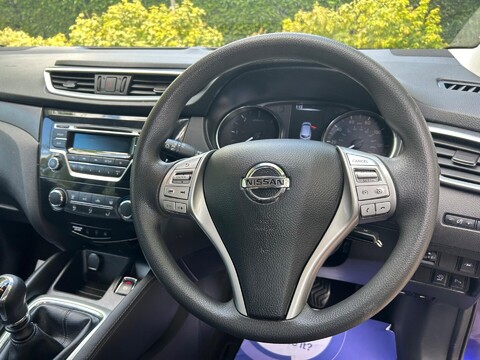 Nissan Qashqai 1.5 dCi Visia 2WD Euro 6 (s/s) 5dr 36