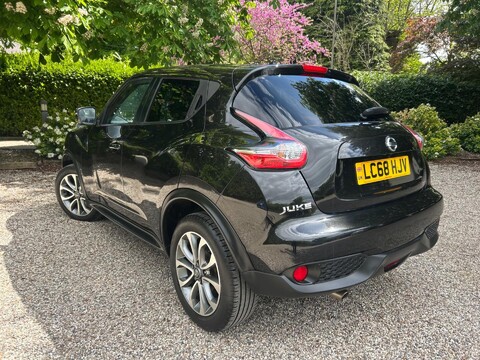 Nissan Juke 1.6 Tekna XTRON Euro 6 5dr 4