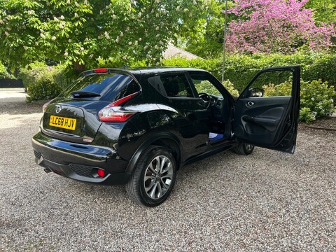 Nissan Juke 1.6 Tekna XTRON Euro 6 5dr 14