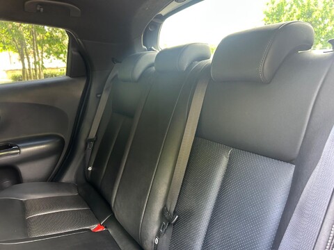 Nissan Juke 1.6 Tekna XTRON Euro 6 5dr 27