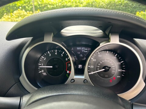 Nissan Juke 1.6 Tekna XTRON Euro 6 5dr 37