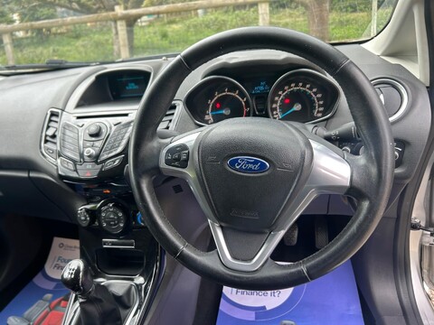 Ford Fiesta 1.0T EcoBoost Zetec Euro 5 (s/s) 3dr 33