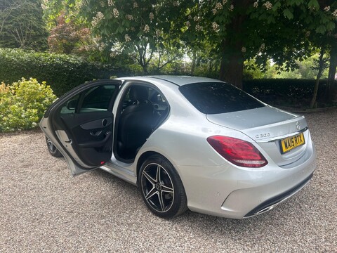 Mercedes-Benz C Class 2.0 C200 AMG Line 7G-Tronic+ Euro 6 (s/s) 4dr 8