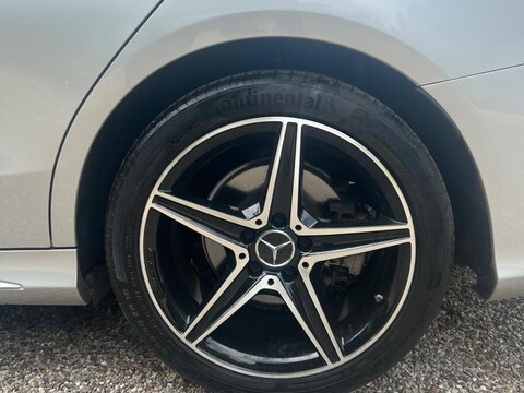 Mercedes-Benz C Class 2.0 C200 AMG Line 7G-Tronic+ Euro 6 (s/s) 4dr 41