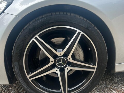 Mercedes-Benz C Class 2.0 C200 AMG Line 7G-Tronic+ Euro 6 (s/s) 4dr 42