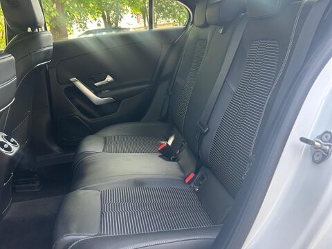 Mercedes-Benz A Class 1.3 A200 Sport (Executive) Euro 6 (s/s) 4dr 21