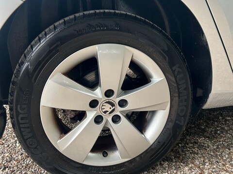 Skoda Fabia 1.2 TSI SE DSG Euro 6 (s/s) 5dr 27