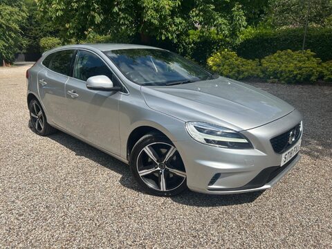 Volvo V40 2.0 T2 R-Design Nav Plus Euro 6 (s/s) 5dr 1