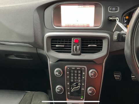 Volvo V40 2.0 T2 R-Design Nav Plus Euro 6 (s/s) 5dr 49