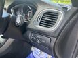 Volvo V40 2.0 T2 R-Design Nav Plus Euro 6 (s/s) 5dr 27