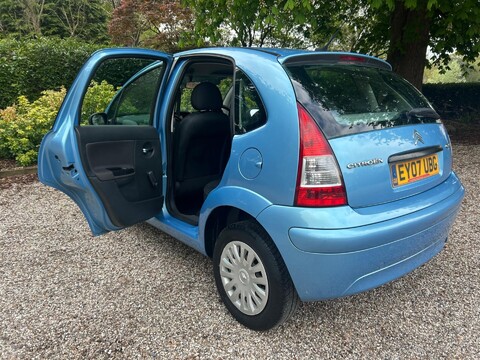 Citroen C3 1.4 HDi Desire 5dr 4
