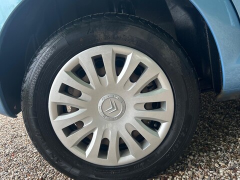 Citroen C3 1.4 HDi Desire 5dr 32