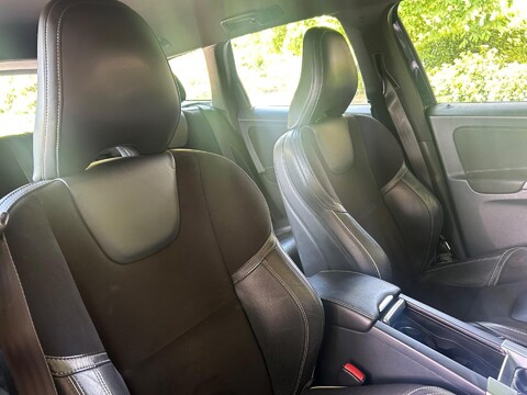 Volvo XC60 2.0 D4 R-Design Nav Euro 6 (s/s) 5dr 19