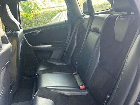 Volvo XC60 2.0 D4 R-Design Nav Euro 6 (s/s) 5dr 22