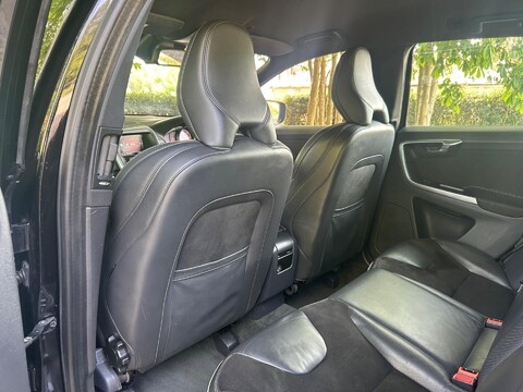 Volvo XC60 2.0 D4 R-Design Nav Euro 6 (s/s) 5dr 23