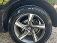 Volvo XC60 2.0 D4 R-Design Nav Euro 6 (s/s) 5dr 37