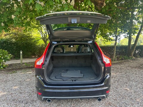 Volvo XC60 2.0 D4 R-Design Nav Euro 6 (s/s) 5dr 43