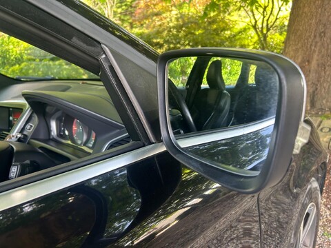 Volvo XC60 2.0 D4 R-Design Nav Euro 6 (s/s) 5dr 59