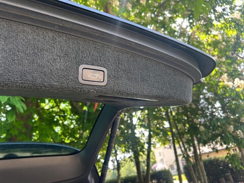 Volvo XC60 2.0 D4 R-Design Nav Euro 6 (s/s) 5dr 46