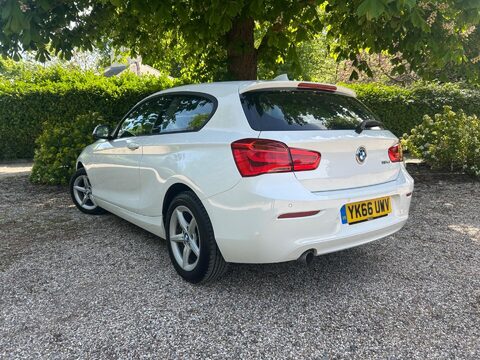 BMW 1 Series 2.0 118d SE Auto Euro 6 (s/s) 3dr 4