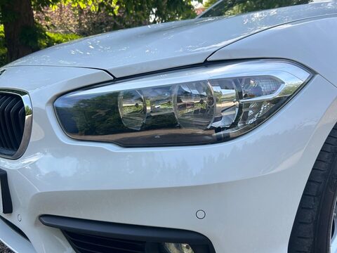BMW 1 Series 2.0 118d SE Auto Euro 6 (s/s) 3dr 29