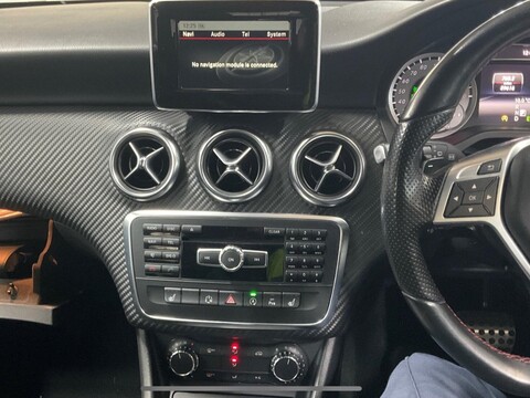 Mercedes-Benz A Class 1.6 A200 AMG Sport 7G-DCT Euro 6 (s/s) 5dr 7