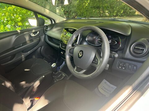 Renault Clio 1.2 16V Play Euro 6 5dr 14