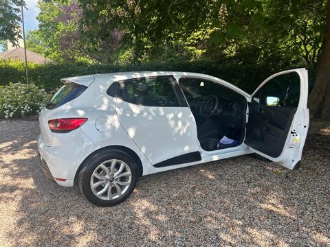 Renault Clio 1.2 16V Play Euro 6 5dr 11