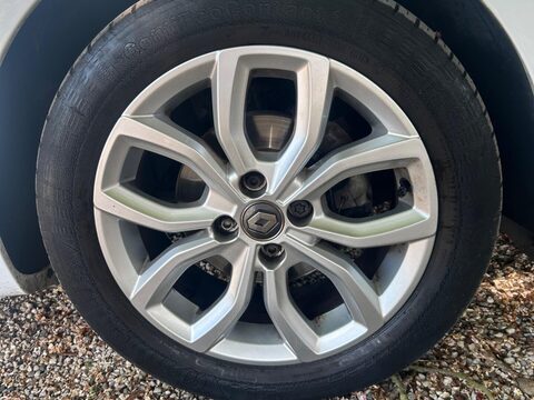 Renault Clio 1.2 16V Play Euro 6 5dr 30