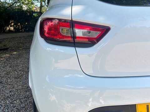 Renault Clio 1.2 16V Play Euro 6 5dr 37