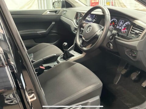 Volkswagen Polo 1.0 SE Euro 6 (s/s) 5dr 5