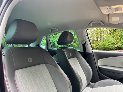 Volkswagen Polo 1.2 TSI BlueMotion Tech beats Euro 6 (s/s) 5dr 15