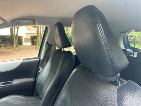 Toyota Yaris 1.5 VVT-h T Spirit CVT Euro 5 5dr 16